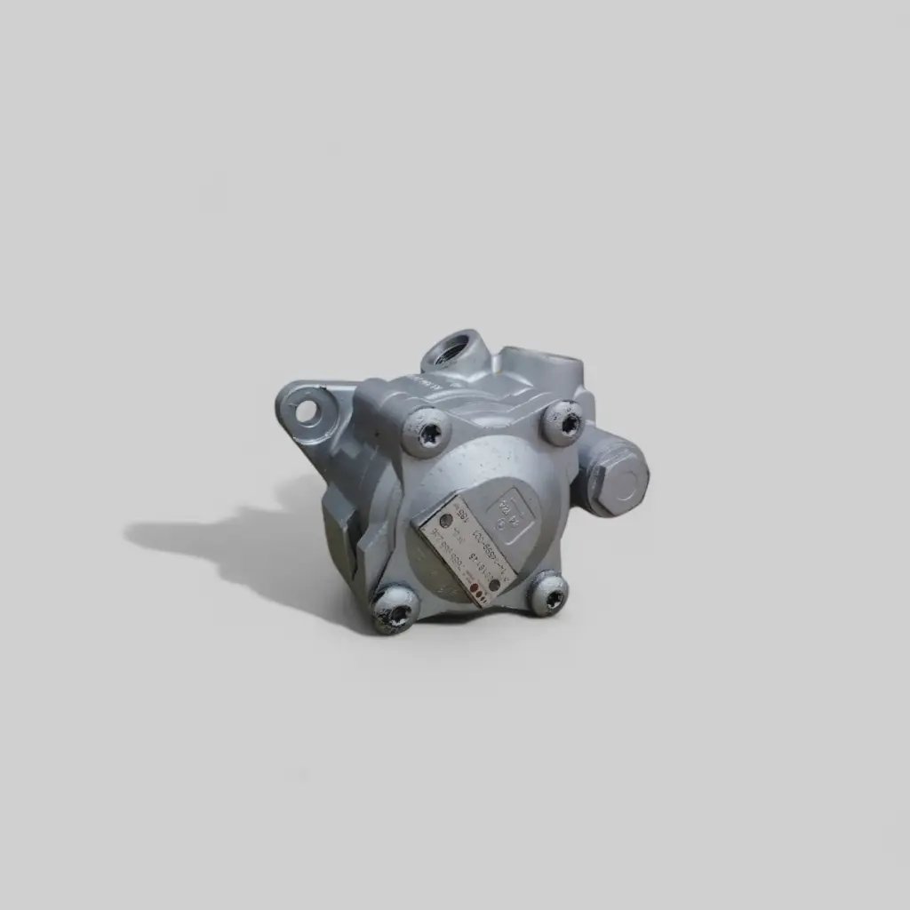 14-14599-001 - BOMBA DE DIRECCIÓN 185 BAR ZF7685955236