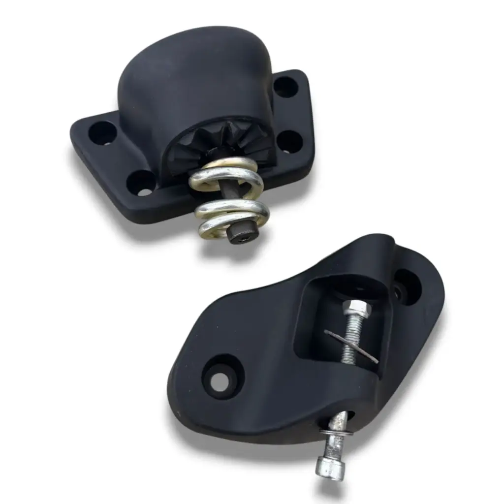 10730 12Q - BASE PARA ESPEJO FREIGHTLINER M2